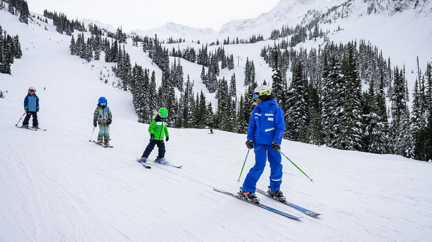 Group of kids in a ski lesson at Whistler Blackcomb