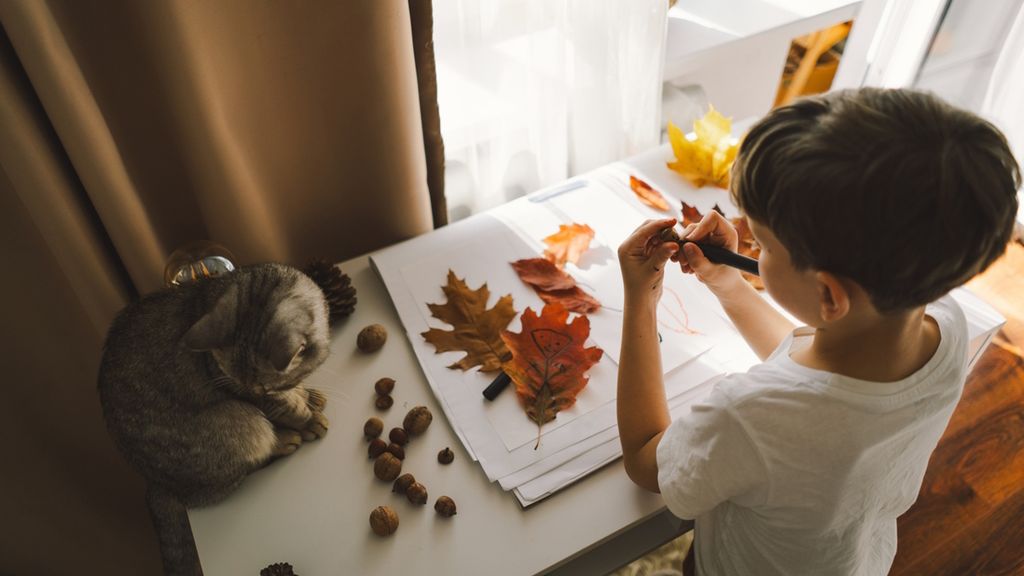 Cute and Easy Thanksgiving Decorations That Kids Can Make