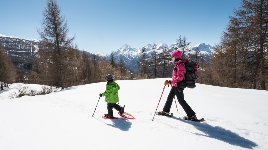 5 Reasons to Try Snowshoeing With Adrenaline-Charged Kids