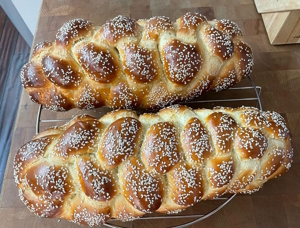 Sesame see challah