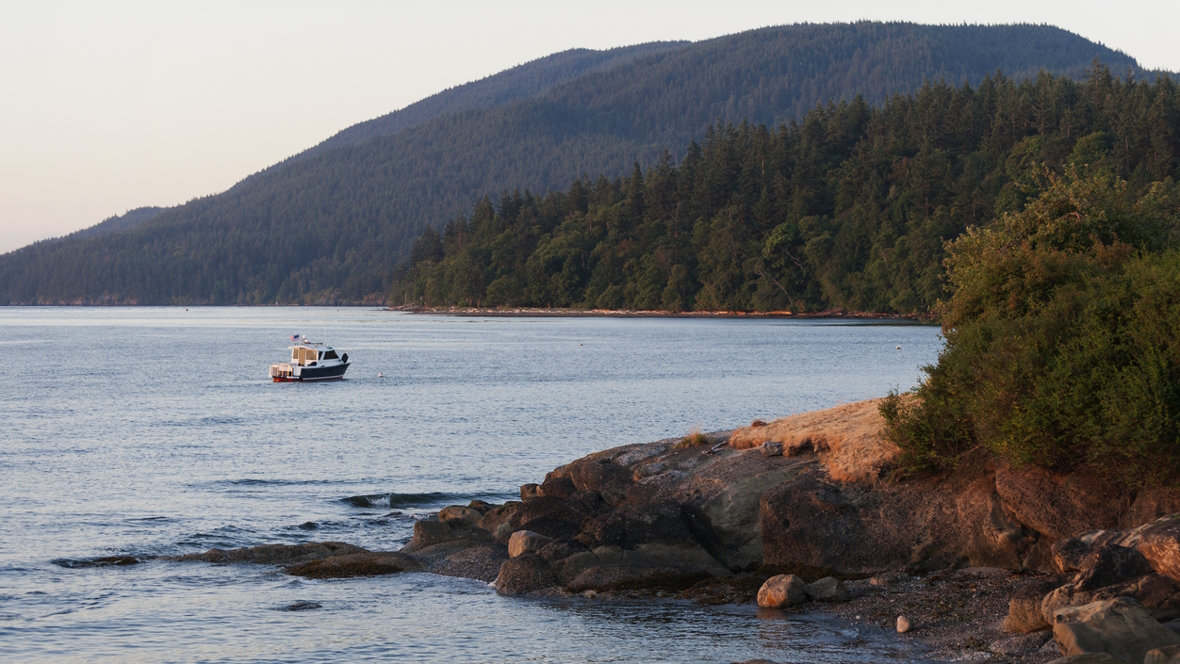 A beautiful summer sunrise along the shore of Lummi Island