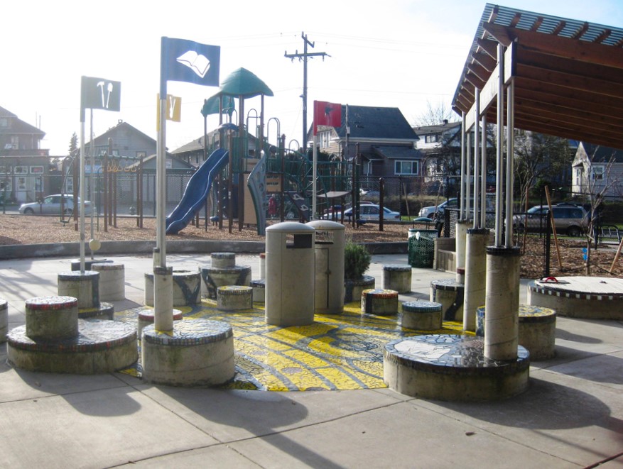santos rodriguez el centro de la raza kids play area rainy day play seattle