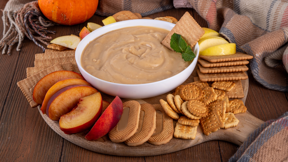 pumpkin cheesecake dip is a great thanksgiving treat