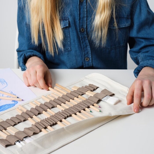 pencil roll