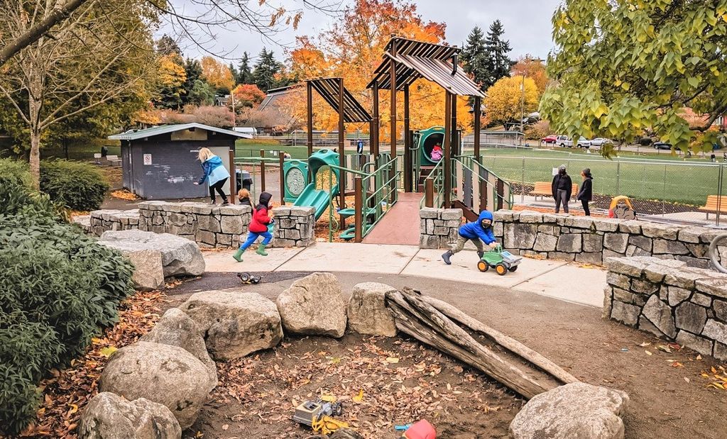 Updated Lakewood Play Area Welcomes South Seattle Families