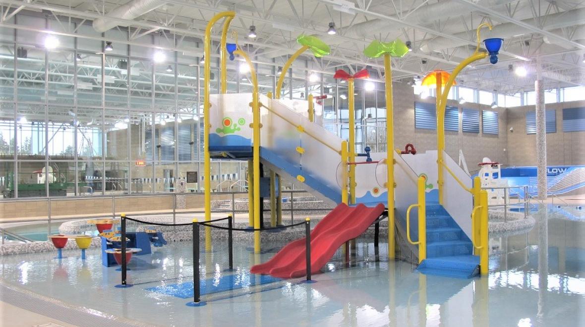 Snohomish Aquatic Center indoor pool splash pad