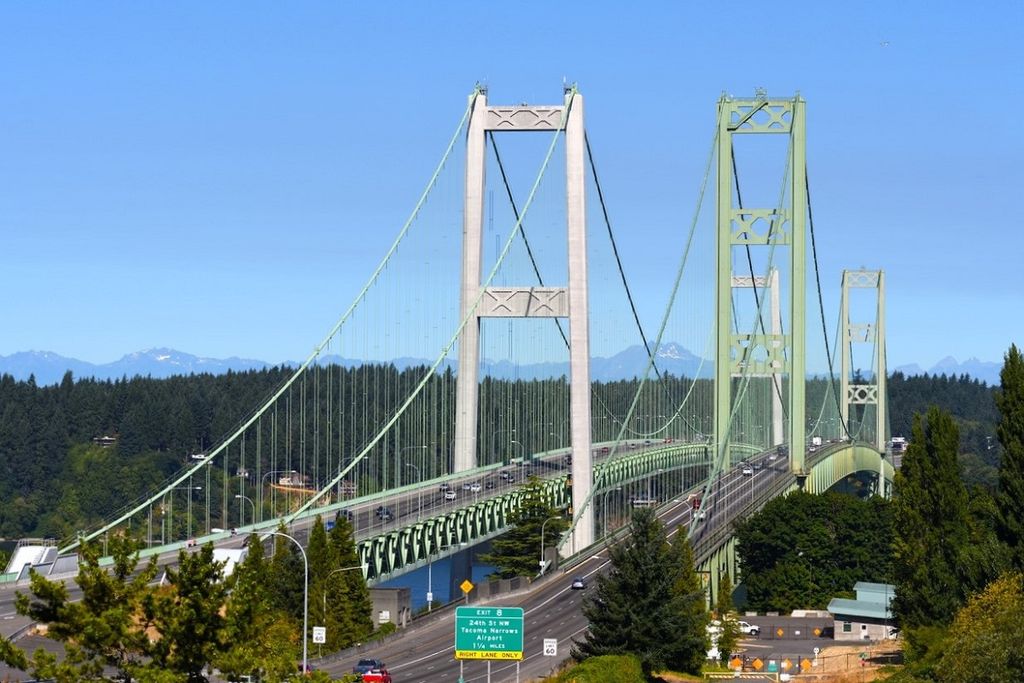 A Family Hike on the Tacoma Narrows Bridge