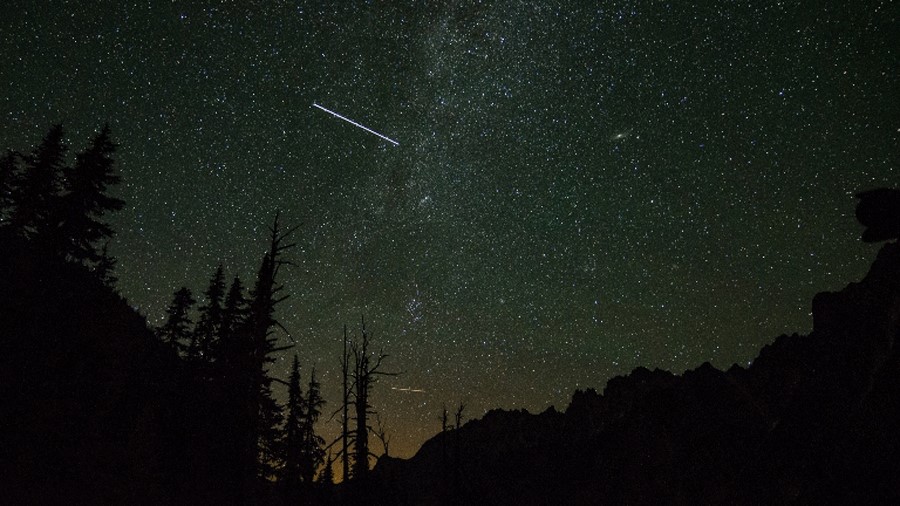 Watch for meteor showers from Washington Pass Overlook outside of Seattle