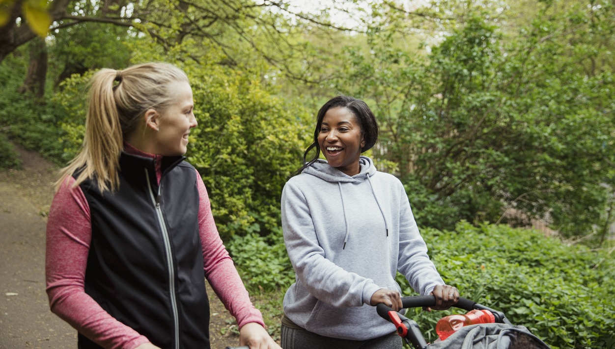 Finding-mom-friends-mom-dating-tips-for-new-mom-friends