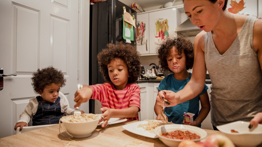 The Best Dinners to Encourage Picky Eaters to Be More Adventurous