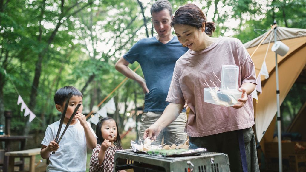 15 Easy Eats and Treats for Camping or Backyard BBQs