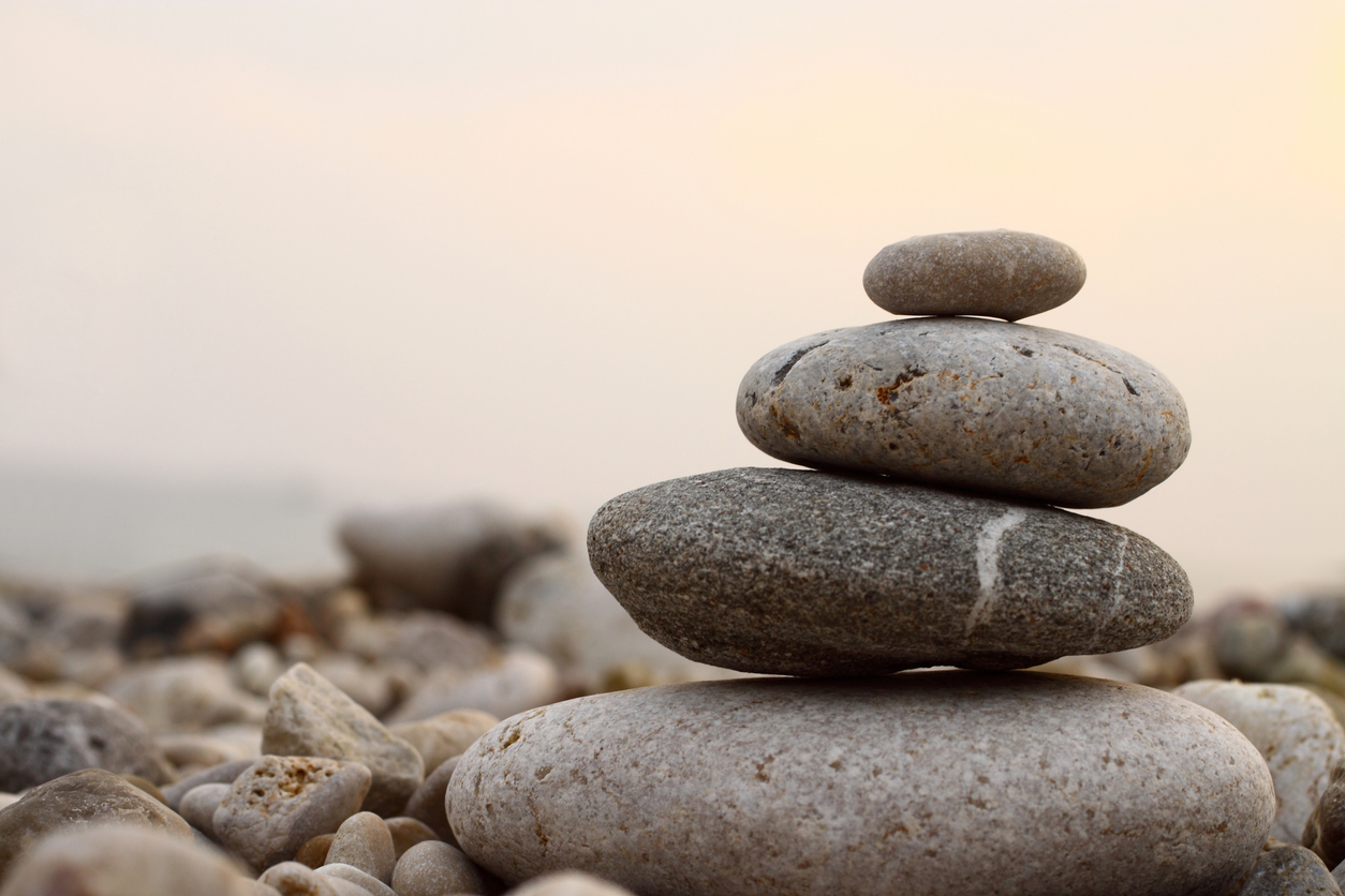 Cairn stack of rocks stones nature crafts for kids and where to go for inspiration 