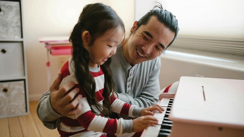 8 Ways to Encourage Thankfulness