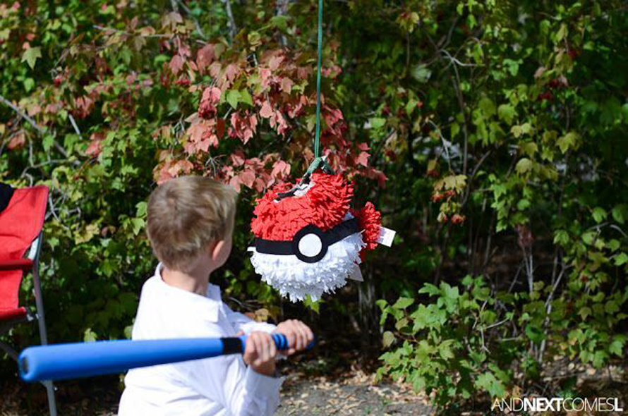 pokemon pinata