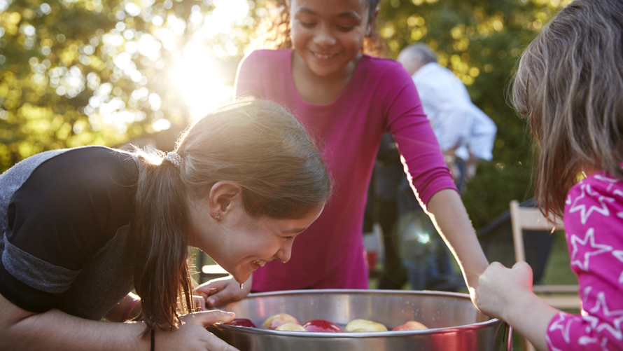 bobbing for apples eco-friendly birthday party