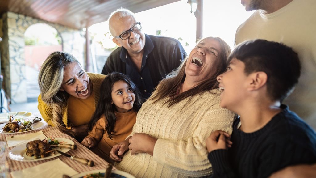 20+ Wacky Turkey Day Activities and Jokes to Liven Up Your Gathering