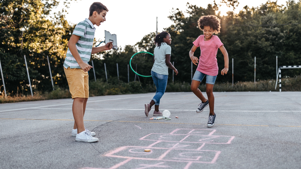 kids playing hopscotch