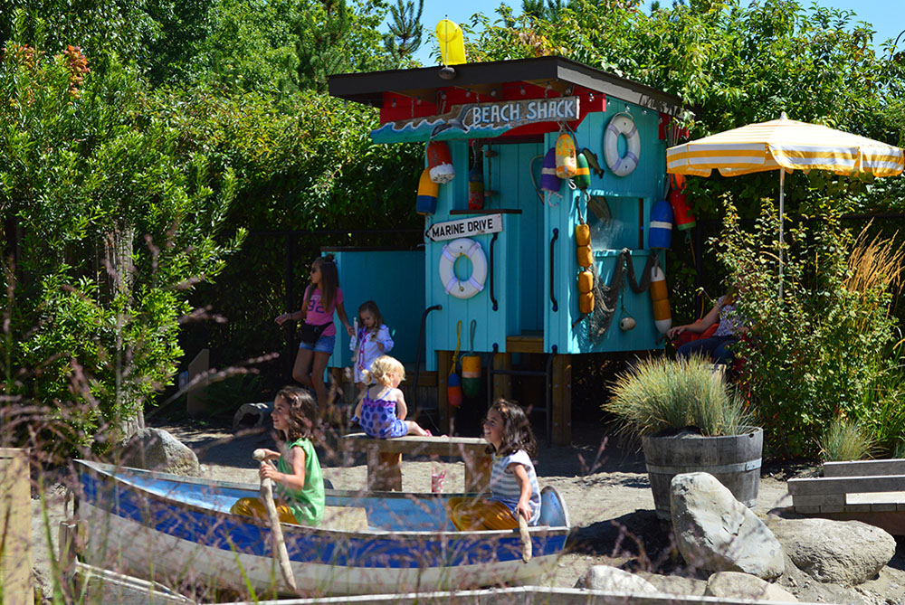 children-playing-in-a-toy-boat-at-HOCM