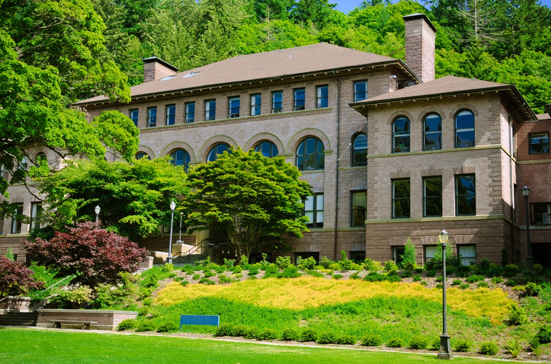 Western Washington University in Bellingham, Wash., a summer destination for Seattle-area families