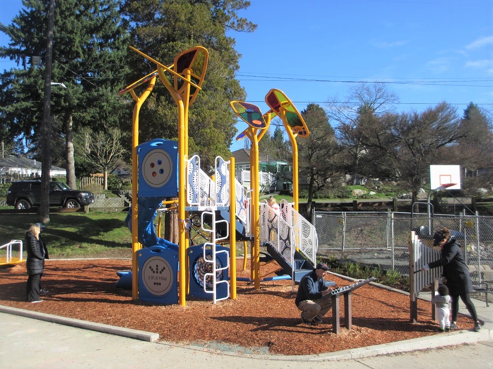 Victory Heights playground big kids play structure