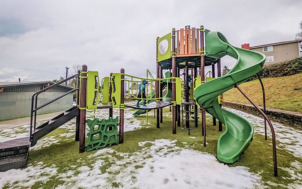 New Lakeridge Playground in South Seattle Is Just Right