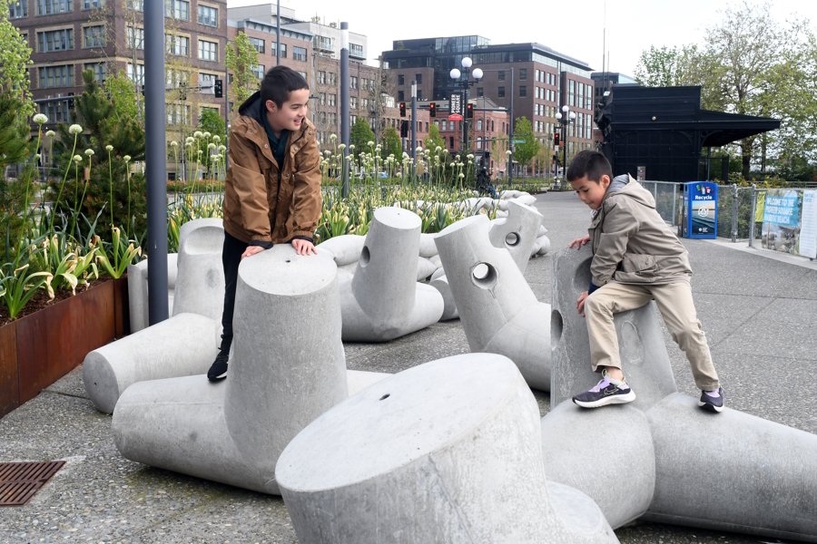 Habitat Beach dolosse sculptures Pioneer Square family activities