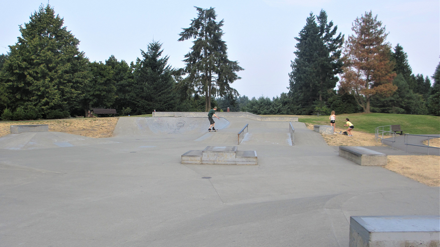 Paramount School Park Shoreline