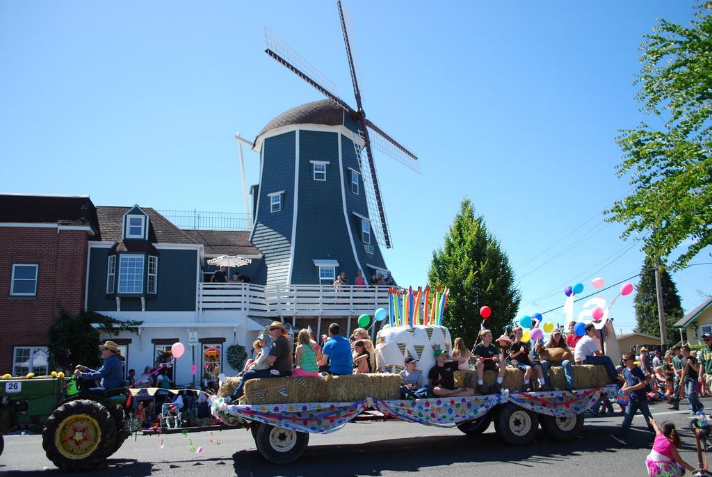 This Small Washington Town Offers Fun for Families All Year Round
