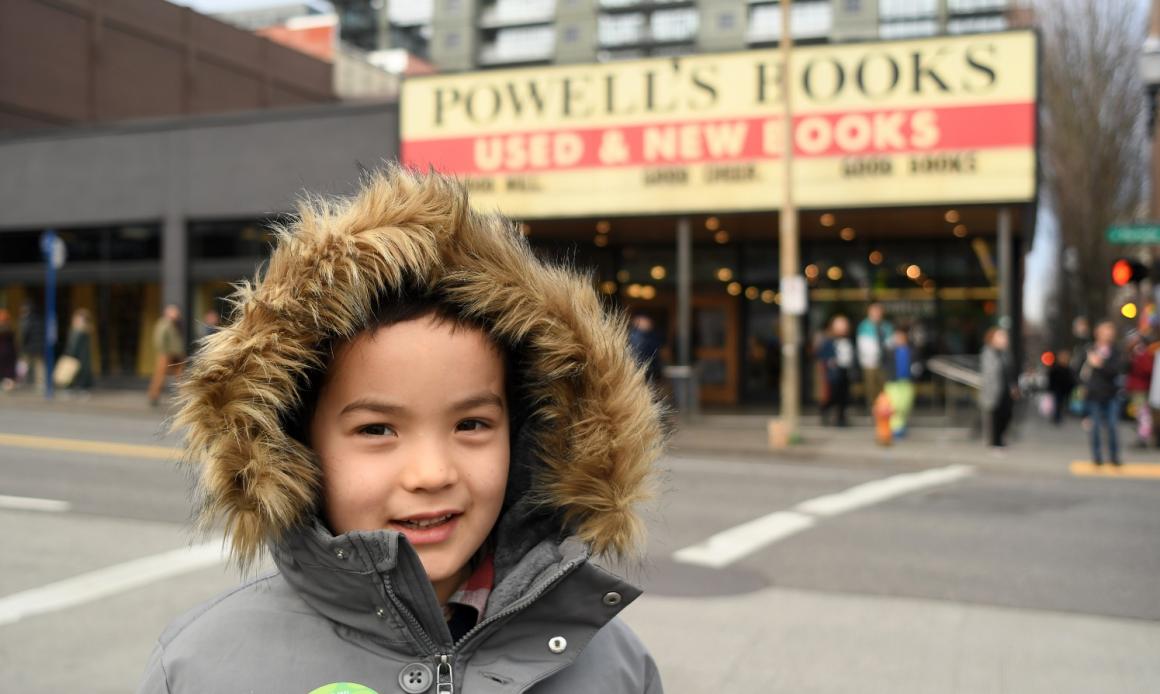 Portland-with-kids-powells-books-family-fun-cheap-budget