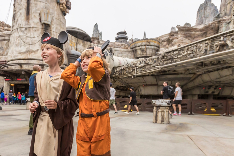 Star Wars Galaxy's Edge at Disneyland Park