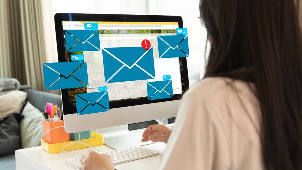 Digital Declutter: 5 Pro Tips to Help Tame and Reclaim Your Devices