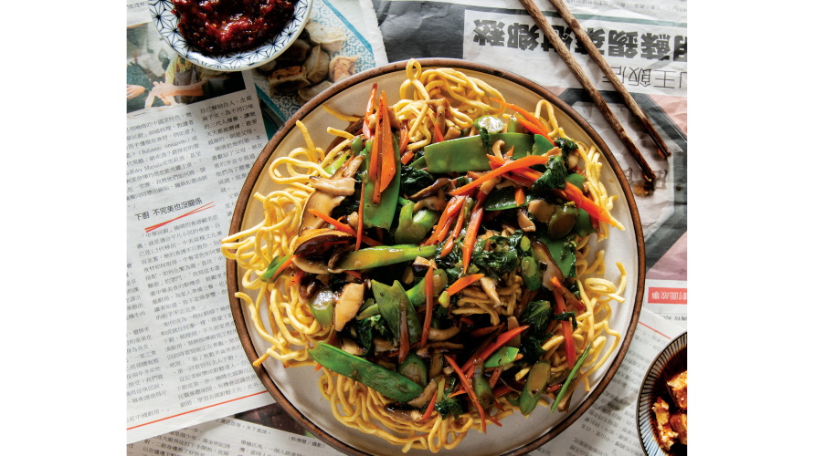 Hong-Kong-Style-Crispy-Noodles