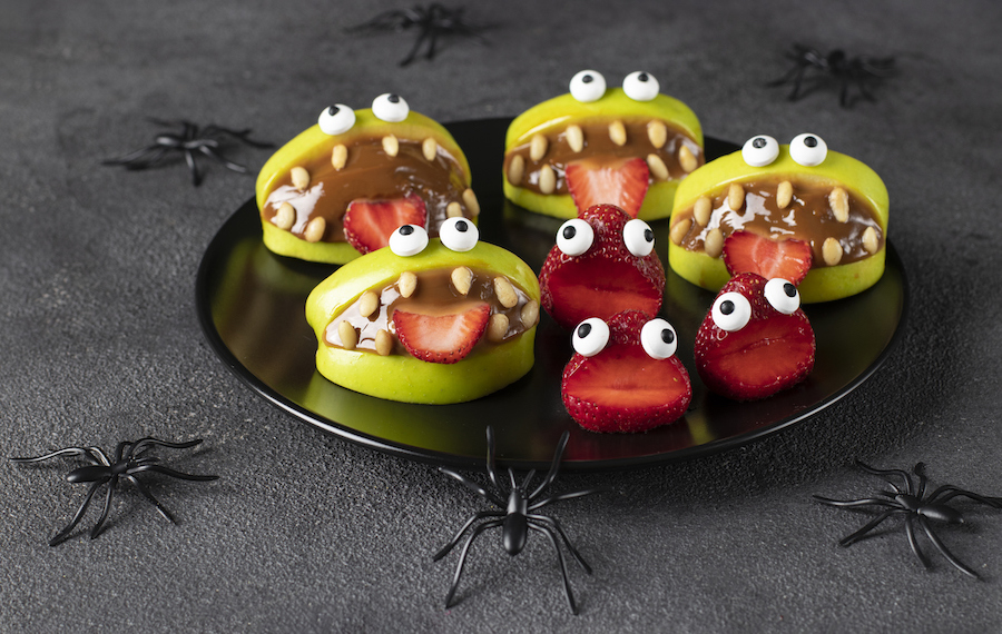 apple mouth Halloween treats