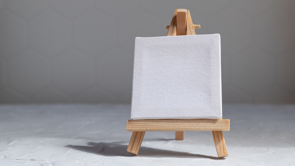 mini canvas and easel