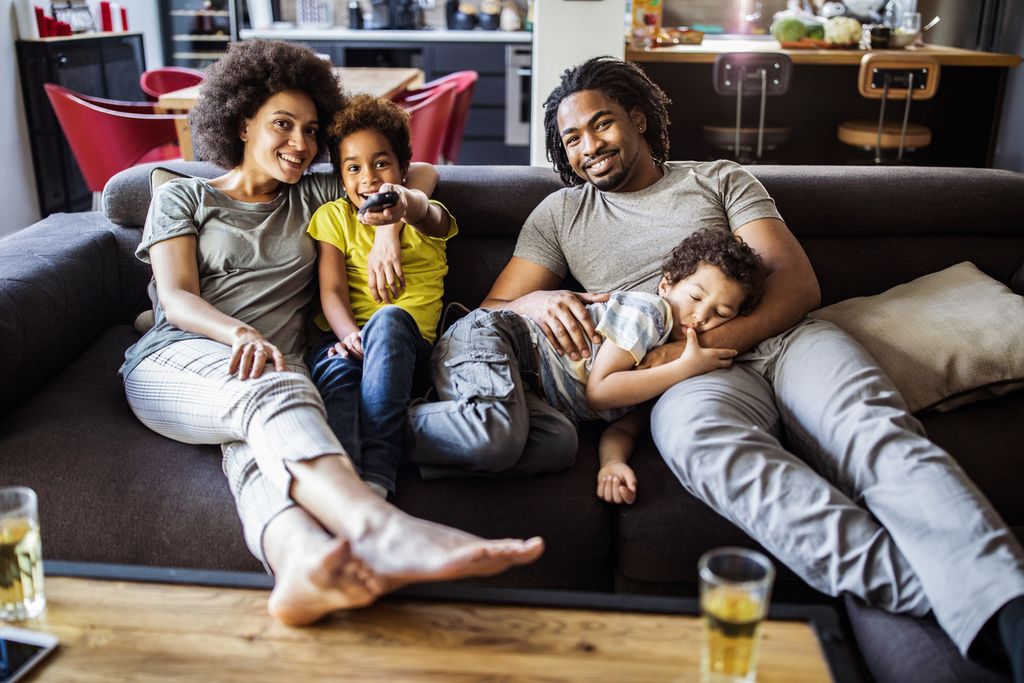 10 Feel-Good Family Movies (Without Any Violence)