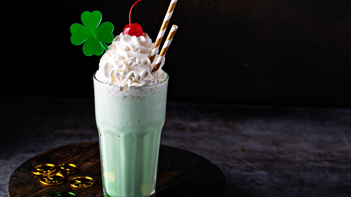 green milkshake