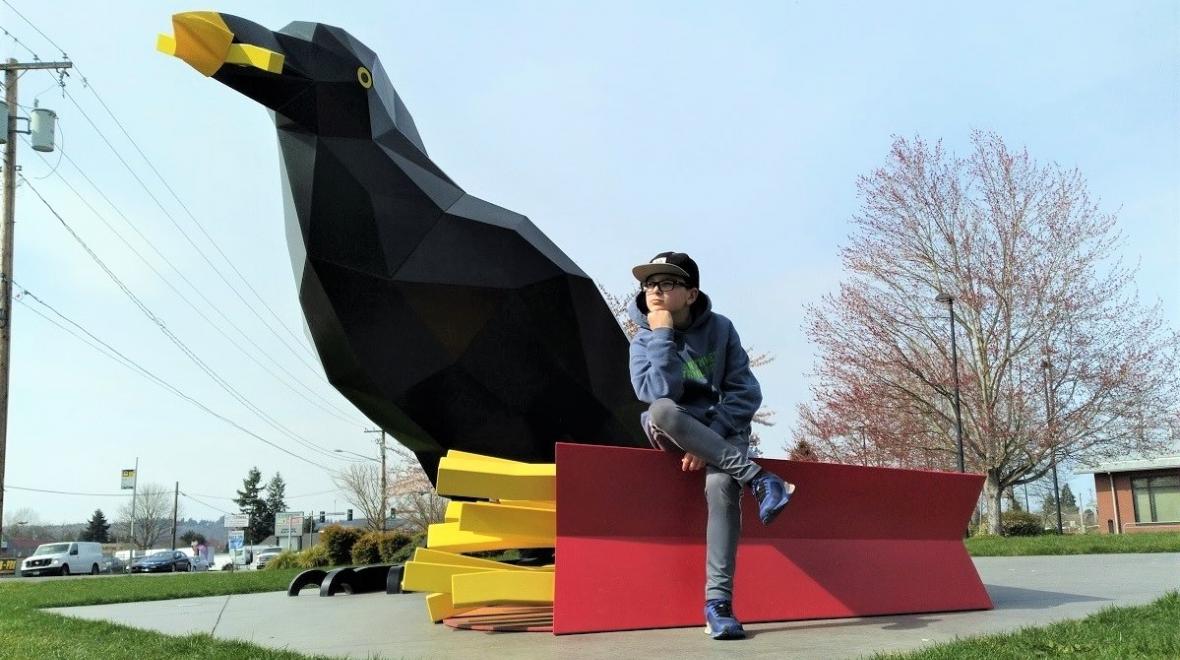Crow-with-fries-Seattle