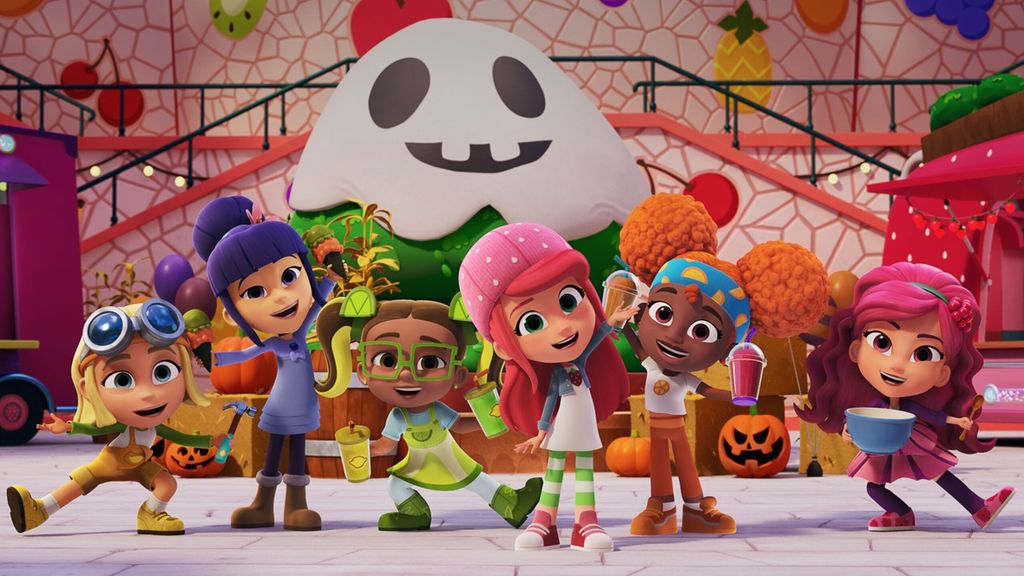 Get Cozy With These Movies Giving All the Fall Vibes