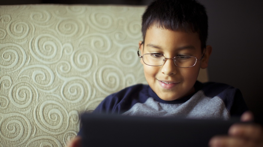 How I Got My Minecraft-Addicted Son to Start Reading