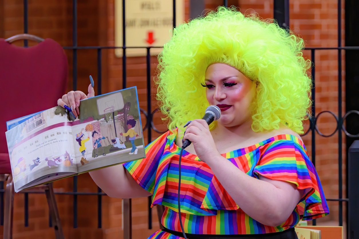 Drag queen story time
