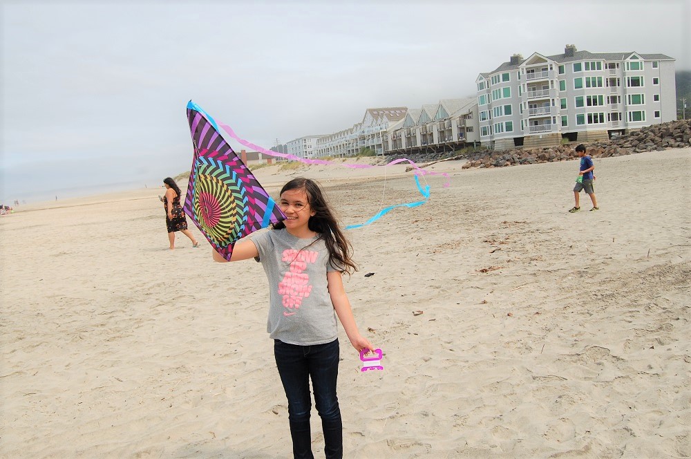 Kite-flying at Rockaway Beach credit Heather Larson