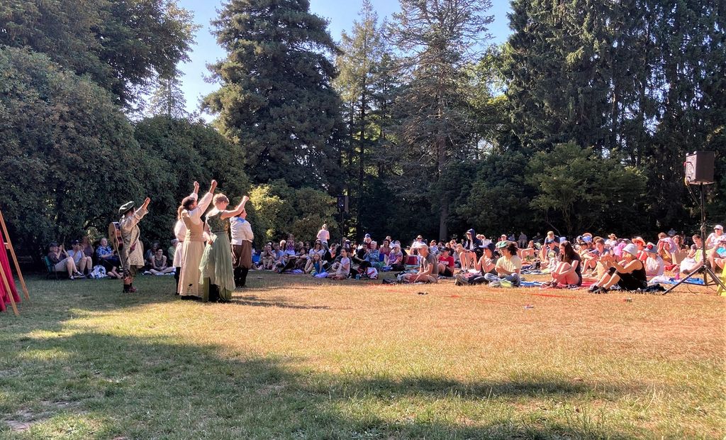 Backyard Bard Brings Family-Friendly Shakespeare to Seattle Parks