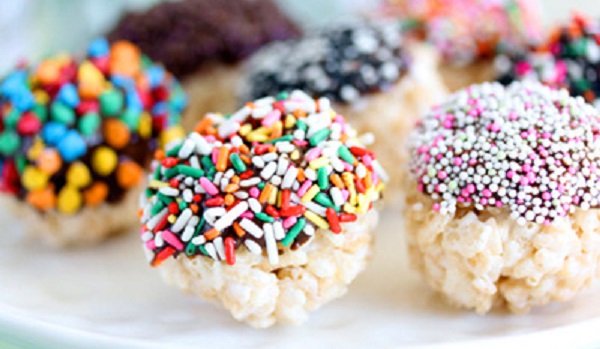 15 Homemade Goody Bag Ideas