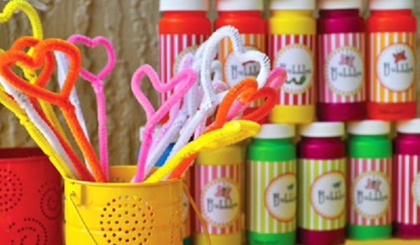 DIY bubble wands