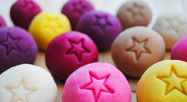 Homemade play dough