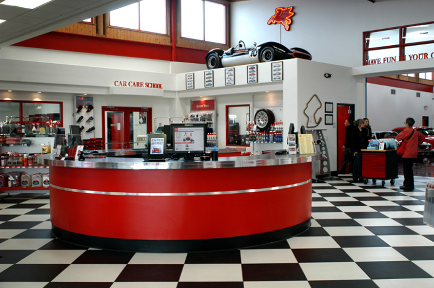 Griots-Garage-Tacoma-best-outings-kids-dads-families-love-cars