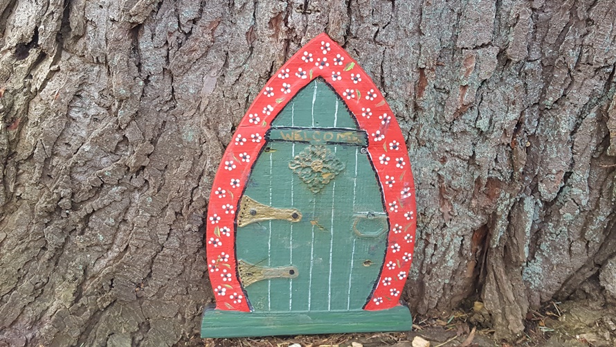 Allan Yorke Park gnome door