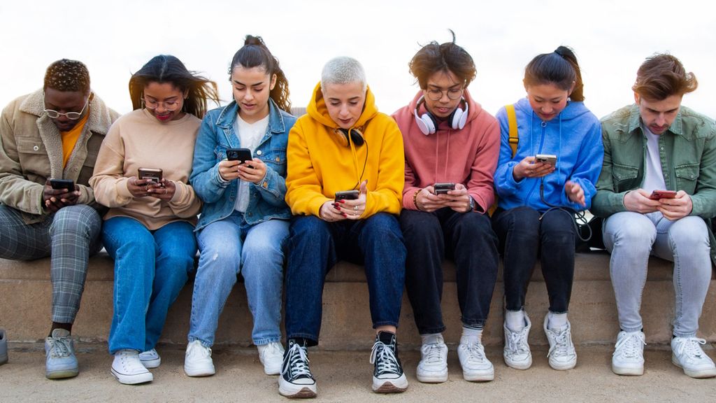 How Much Money Would It Take for Teens to Give Up Social Media for One Month?