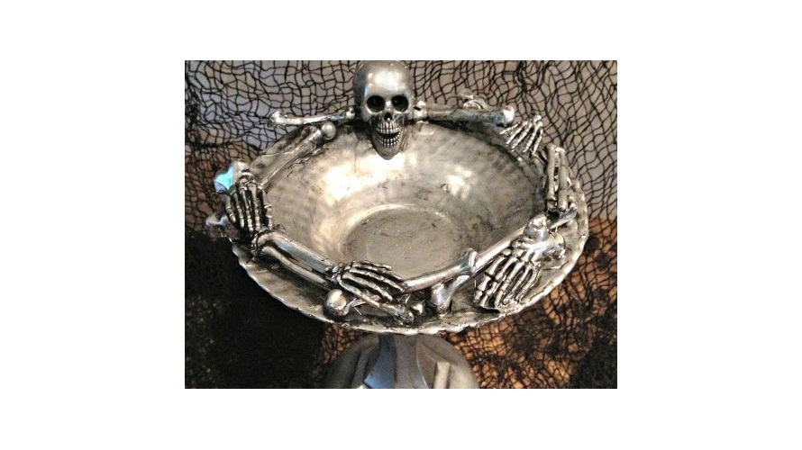 Skeleton Dish