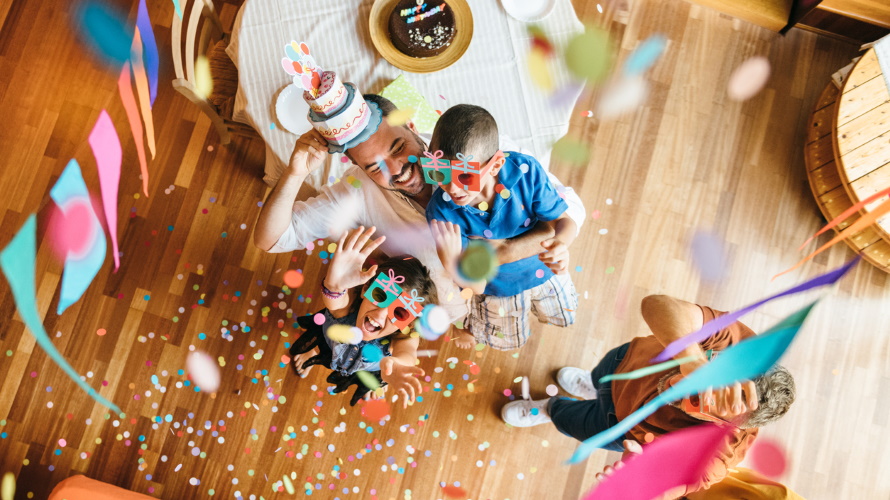 kid-and-family-celebrating-birthday